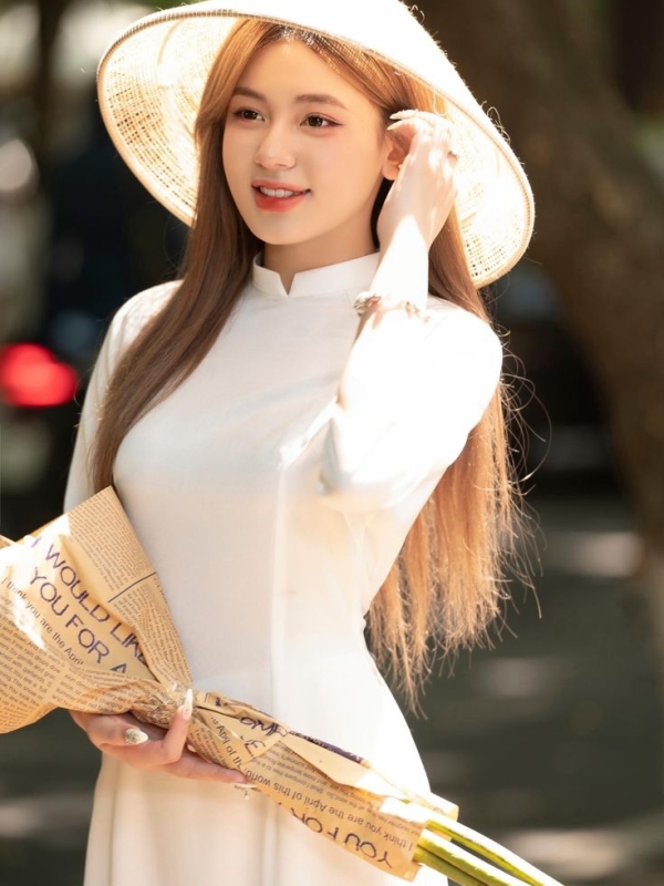 Ms. Mỹ Trinh