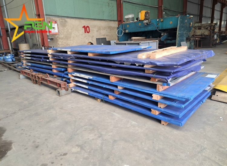 Tấm inox 304  dày 10mm/NO.1