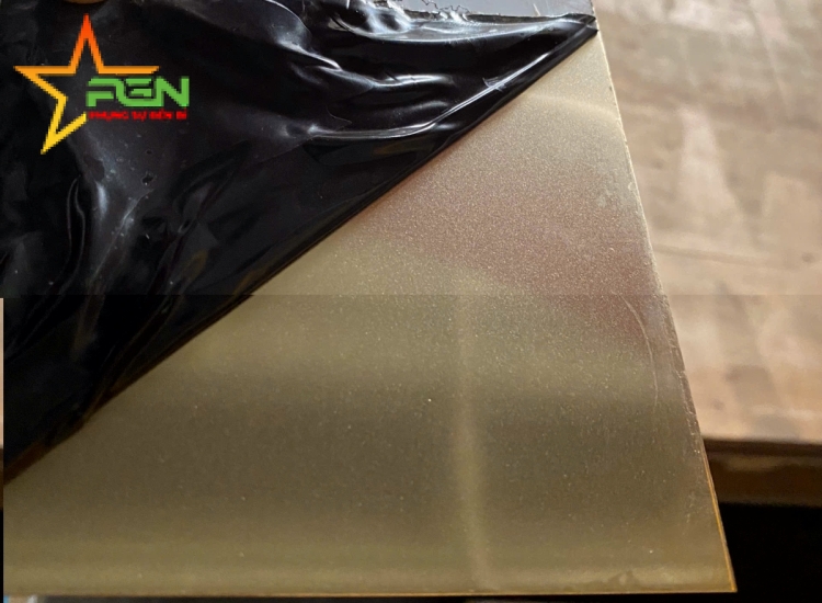 TẤM INOX GƯƠNG CHAMPAGNE
