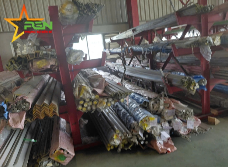 VÊ ĐÚC INOX 316/316L: 25 x 25 x 3.0 x 6 M