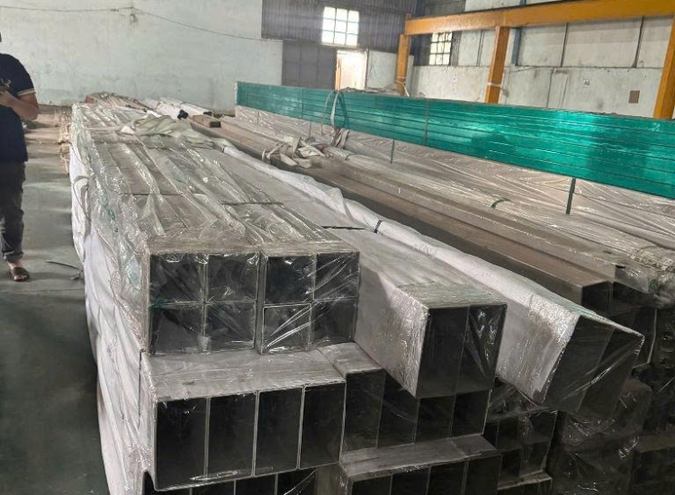 HỘP INOX CHỮ NHẬT 304|316 - 150 x 250 x 3.0MM