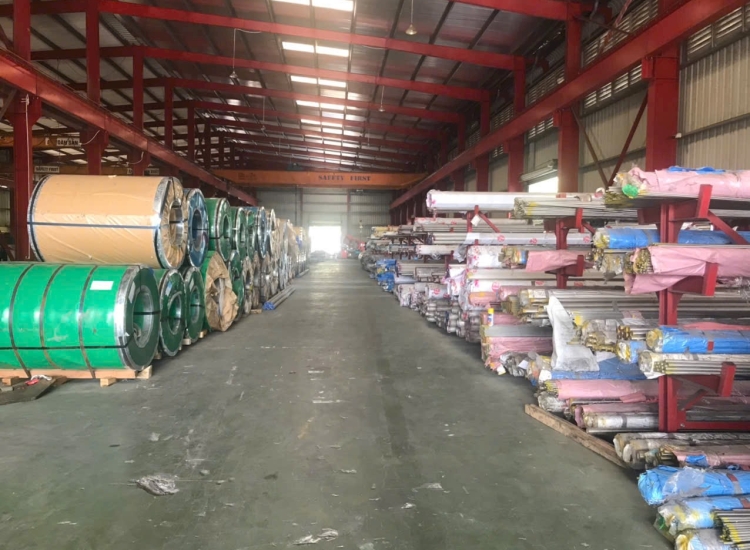 THANH LA ĐÚC 304 SỌC XƯỚC : 80 x 4.0 x 4000/6000MM/HL- LẬP LÀ INOX - Stainless Steel Bar Flat