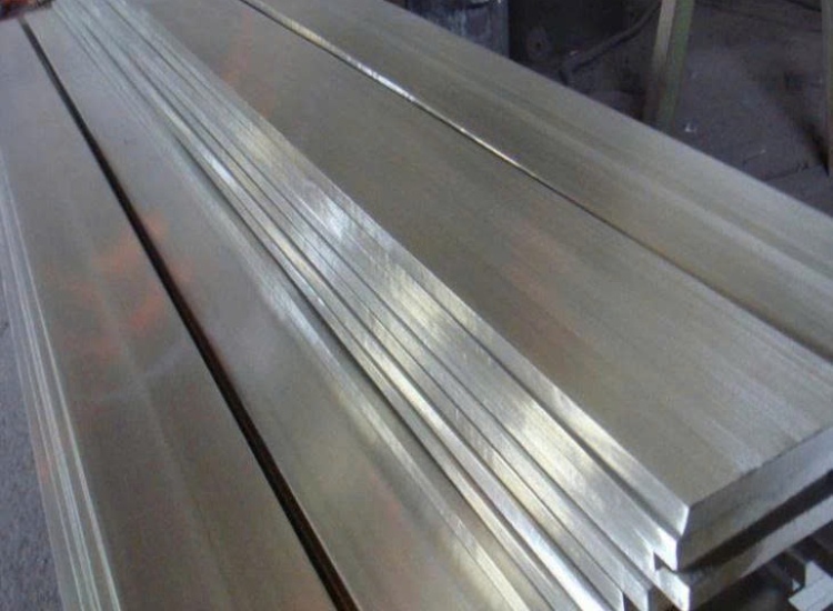 THANH LA ĐÚC 304 SỌC XƯỚC : 65 x 5.0 x 4000/6000MM/HL- LẬP LÀ INOX - Stainless Steel Bar Flat